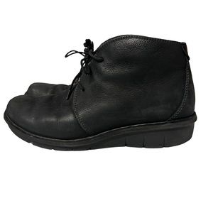 Dansko Women's Joy Ankle Bootie Black 9128100200 Black Nubuck Size 7 US 38 EU